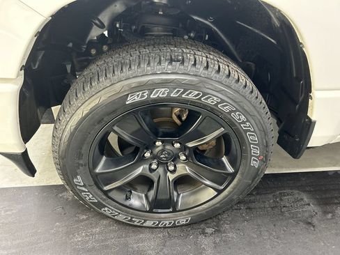 Used 2023 RAM 1500 Big Horn AWD/4WD image 8