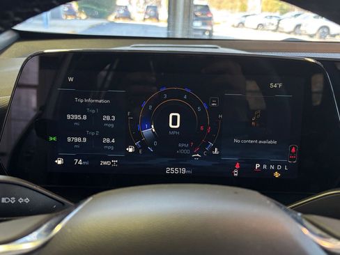 Used 2025 Chevrolet Equinox LT image 39