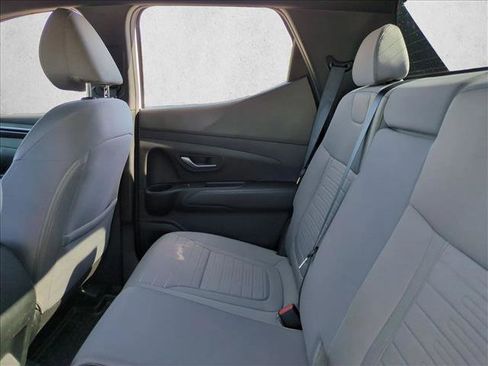 Used 2024 Hyundai Santa Cruz SEL image 17