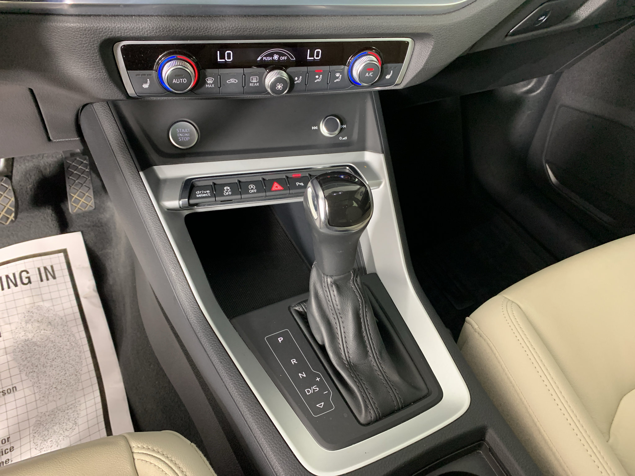 Used 2020 Audi Q3 2.0T Premium AWD/4WD image 24