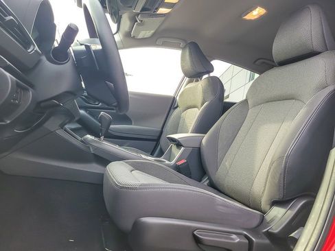 Certified 2024 Subaru Crosstrek 2.0i Premium image 7