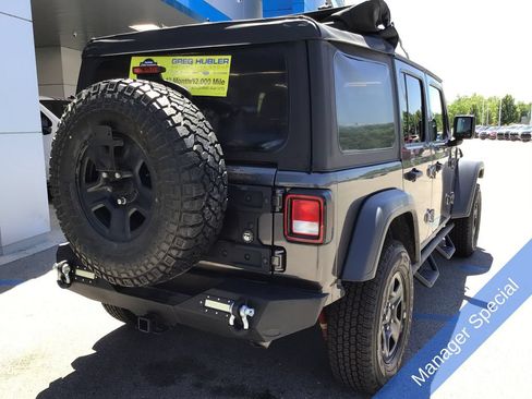 Used 2019 Jeep Wrangler Unlimited Sport AWD/4WD image 8