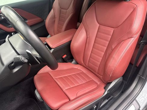 Used 2024 BMW 230i Coupe w/ M Sport Package RWD image 19