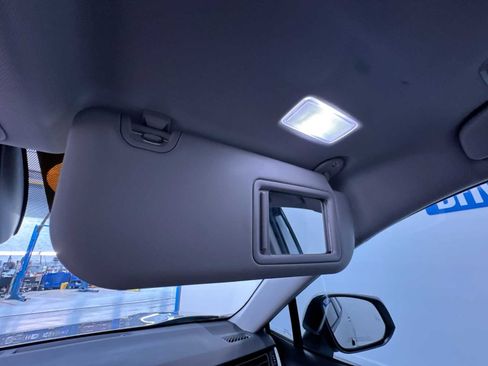 Used 2025 Toyota RAV4 XLE w/ Convenience Package FWD image 33