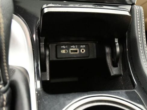 Used 2023 Nissan Maxima Platinum w/ Sport Mat Group FWD image 12