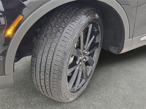 Used 2023 Lincoln Nautilus Reserve w/ Equipment Group 201A image 29