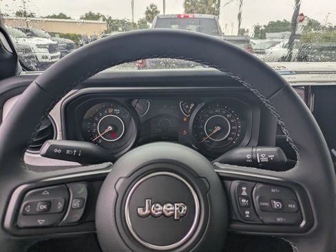 New 2026 Jeep Gladiator Sport AWD/4WD image 27