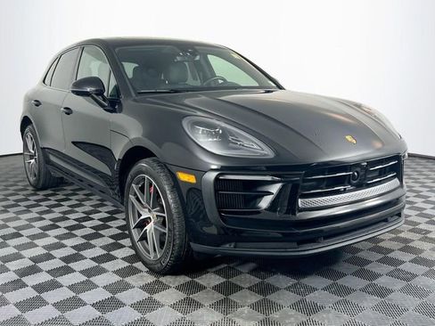 Used 2023 Porsche Macan S AWD/4WD image 7