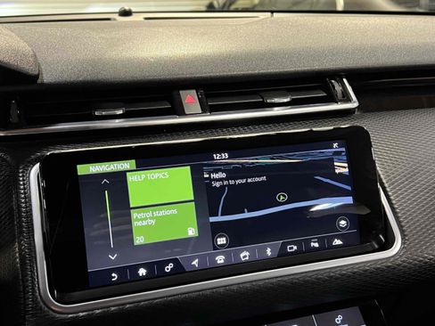 Used 2018 Land Rover Range Rover Velar R-Dynamic SE image 10
