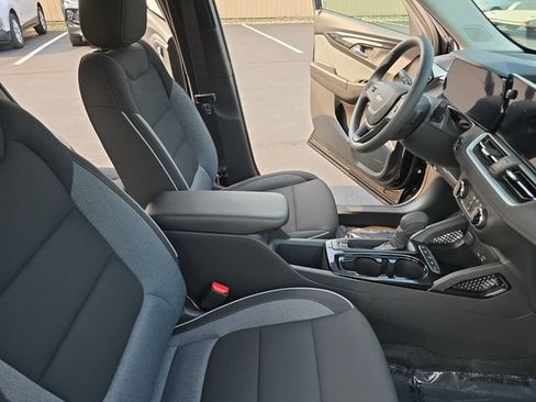 New 2026 Chevrolet TrailBlazer LS w/ LS Convenience Package AWD/4WD image 11