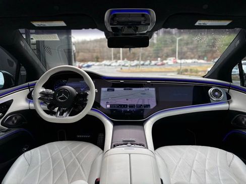 Used 2023 Mercedes-Benz EQS AMG 4MATIC image 30