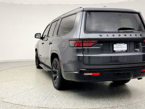 Used 2023 Jeep Wagoneer Series II image 6