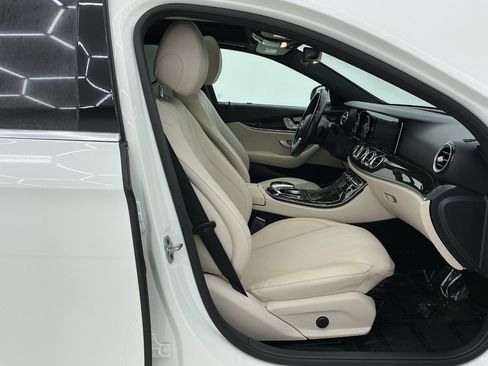 Used 2019 Mercedes-Benz E 300 w/ Premium 1 Package image 15