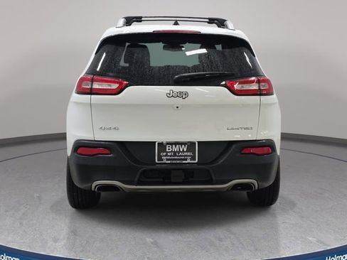 Used 2016 Jeep Cherokee Limited image 7