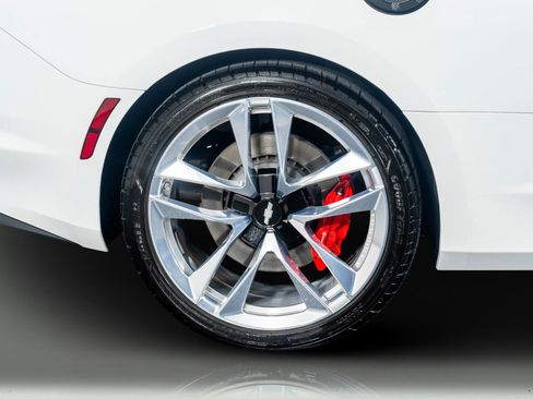 Used 2024 Chevrolet Camaro SS image 9
