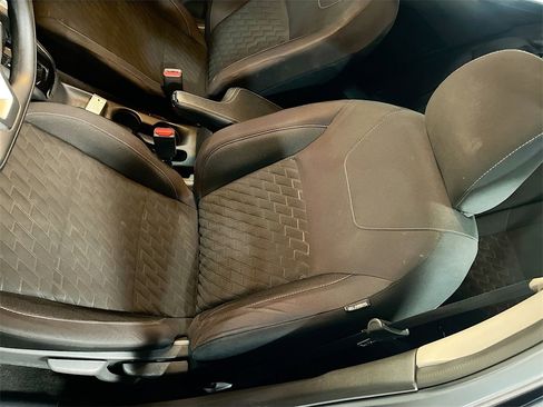 Used 2022 Nissan Kicks S image 18