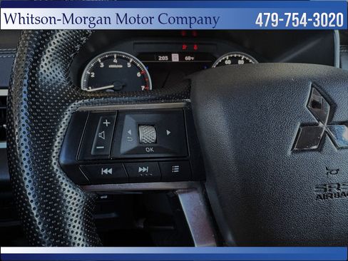 Used 2024 Mitsubishi Outlander SE image 15