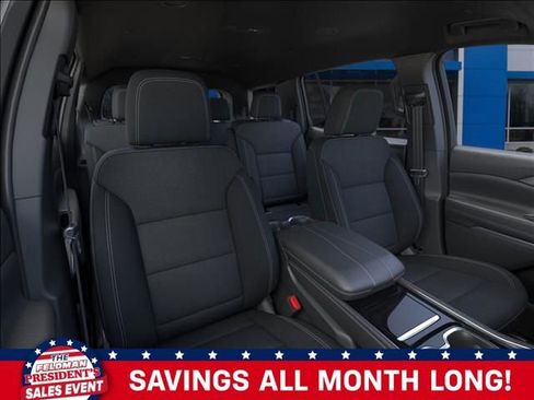 New 2025 Chevrolet Traverse LT w/ LPO, Floor Liner Package image 16