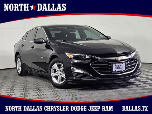 Used 2023 Chevrolet Malibu LT FWD image 1