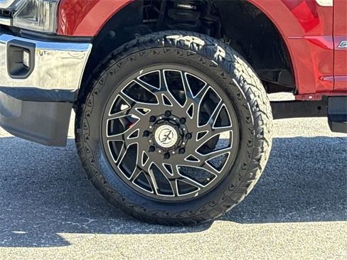 Used 2021 Ford F350 XLT w/ XLT Premium Package image 43