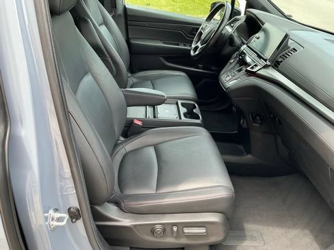 Used 2025 Honda Odyssey Sport-L image 21