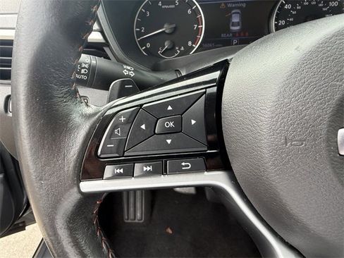 Used 2024 Nissan Altima 2.5 SR image 12