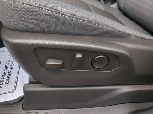 Used 2024 Chevrolet Silverado 1500 Custom Trail Boss AWD/4WD image 25