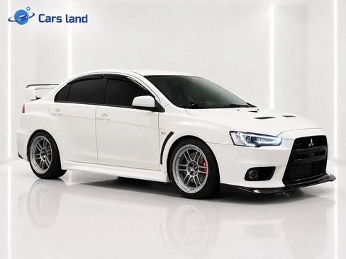 Used 2014 Mitsubishi Lancer Evolution GSR AWD/4WD image 2