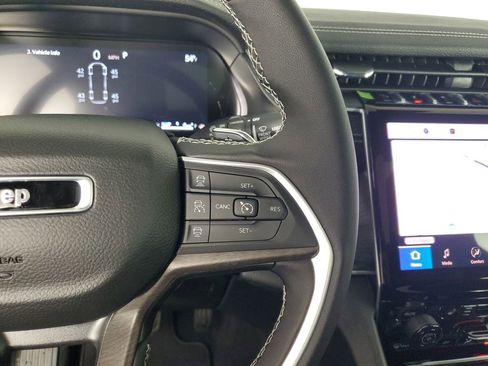 New 2025 Jeep Grand Cherokee L Limited image 24