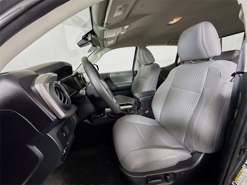 Used 2022 Toyota Tacoma SR5 image 5