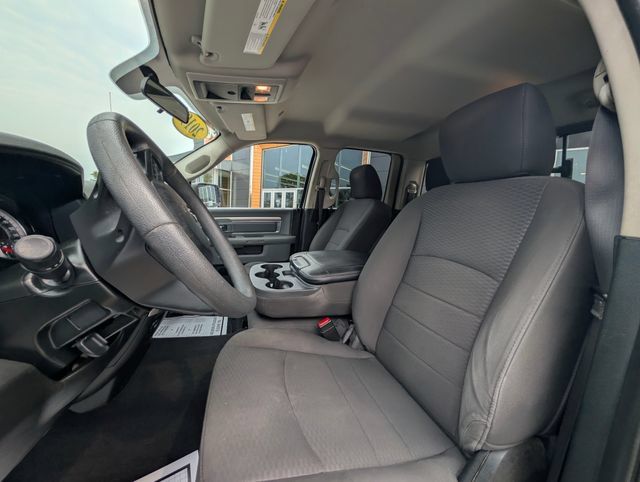 Used 2019 RAM 1500 Warlock AWD/4WD image 15