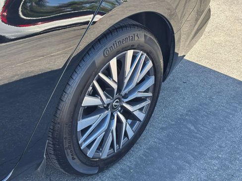Used 2025 Nissan Altima 2.5 SV FWD image 31