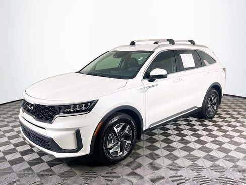 Used 2022 Kia Sorento S FWD image 4