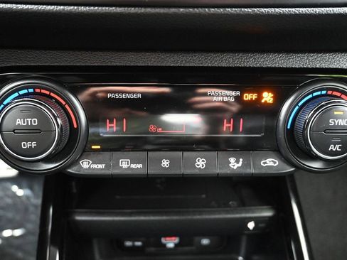 Certified 2024 Kia Forte GT-Line w/ GT-Line Premium Package image 22