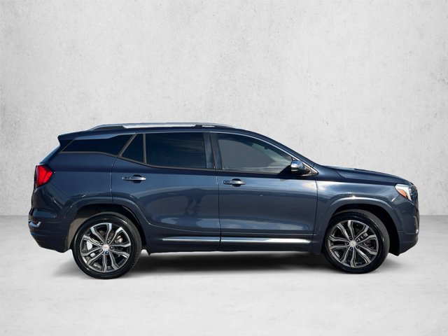 Used 2018 GMC Terrain Denali w/ Advanced Safety Package FWD image 4