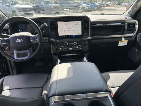 New 2025 Ford F250 Lariat w/ Lariat Ultimate Package image 21