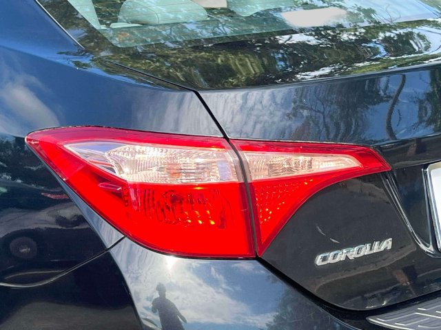 Used 2019 Toyota Corolla L FWD image 11