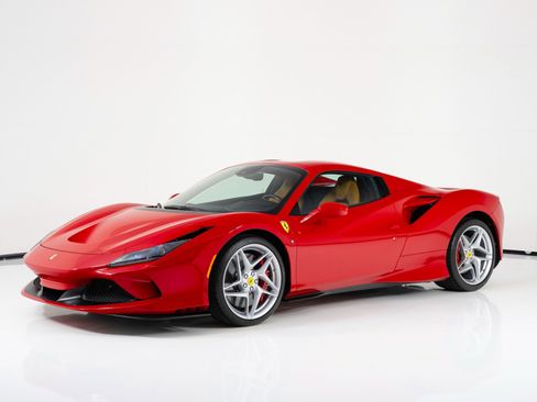 Used 2021 Ferrari F8 Tributo image 9