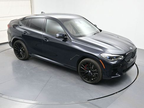 Used 2022 BMW X6 xDrive40i w/ Executive Package AWD/4WD image 36