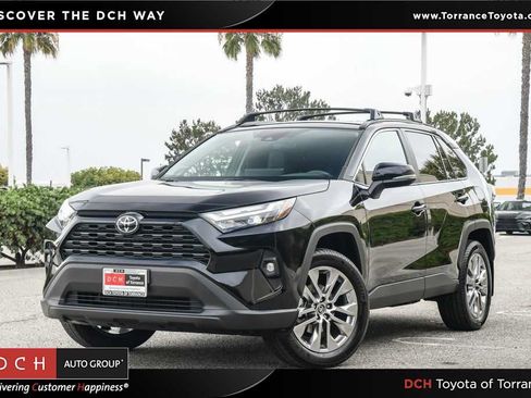 Used 2025 Toyota RAV4 XLE Premium w/ Weather Package FWD image 1