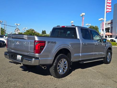 Used 2025 Ford F150 Lariat w/ Equipment Group 502A High AWD/4WD image 4