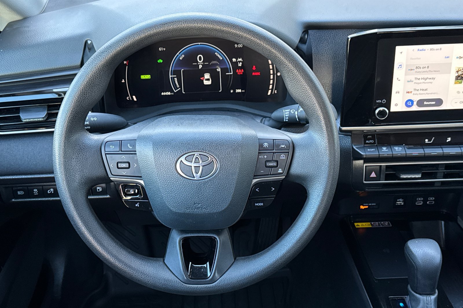Used 2025 Toyota Camry LE FWD image 16