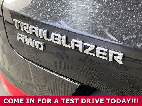 Certified 2023 Chevrolet TrailBlazer LT w/ Convenience Package image 32