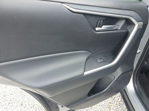 Certified 2025 Toyota RAV4 XLE AWD/4WD image 14