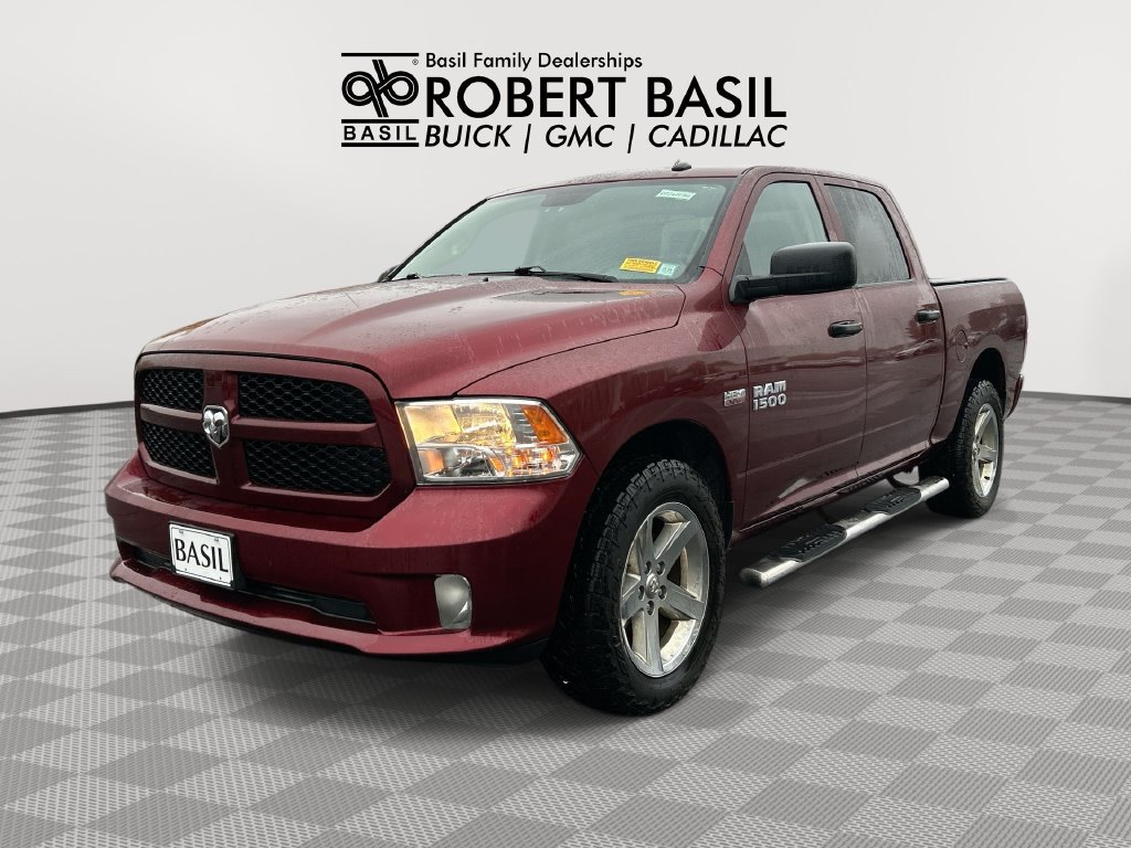 Used 2017 RAM 1500 Express w/ Express Value Package AWD/4WD image 1