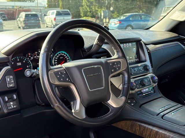 Used 2018 GMC Yukon Denali AWD/4WD image 17