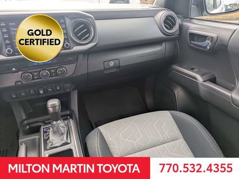 Certified 2022 Toyota Tacoma TRD Sport w/ Technology Package image 17