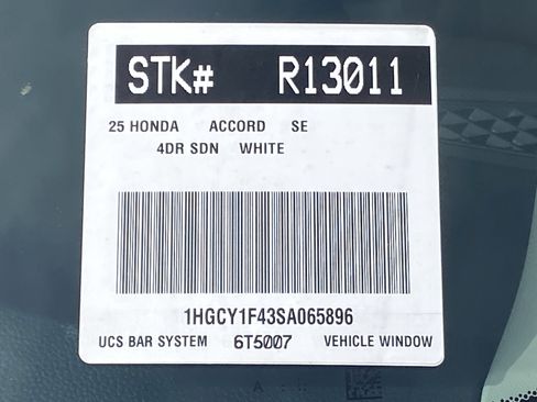 Certified 2025 Honda Accord SE image 31