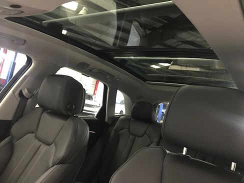 Used 2023 Audi Q5 2.0T Prestige w/ Prestige Package image 20