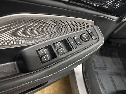 Certified 2023 Acura MDX SH-AWD w/ Technology Package image 13